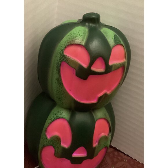 Stacked Halloween Pumpkin Decor With Smiling Faces - Picture 2 of 5